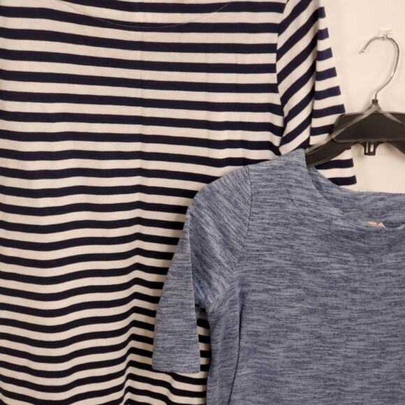 Bundle of tee‎ shirt dresses

Size large - Picture 3 of 4